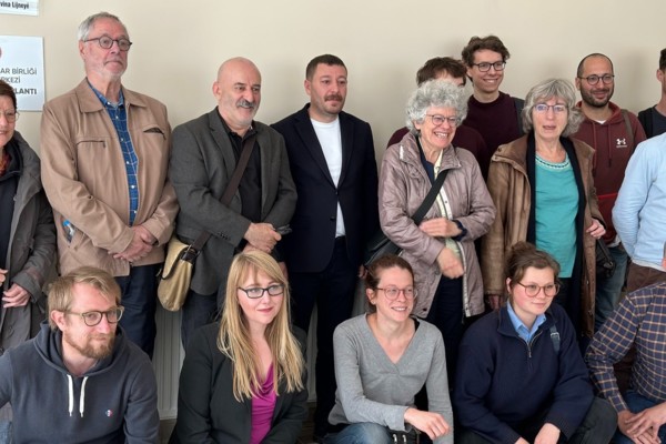 Besuch bei der Anwaltskammer Van Gruppenfoto nach dem Treffen mit der Anwaltskammer in Van